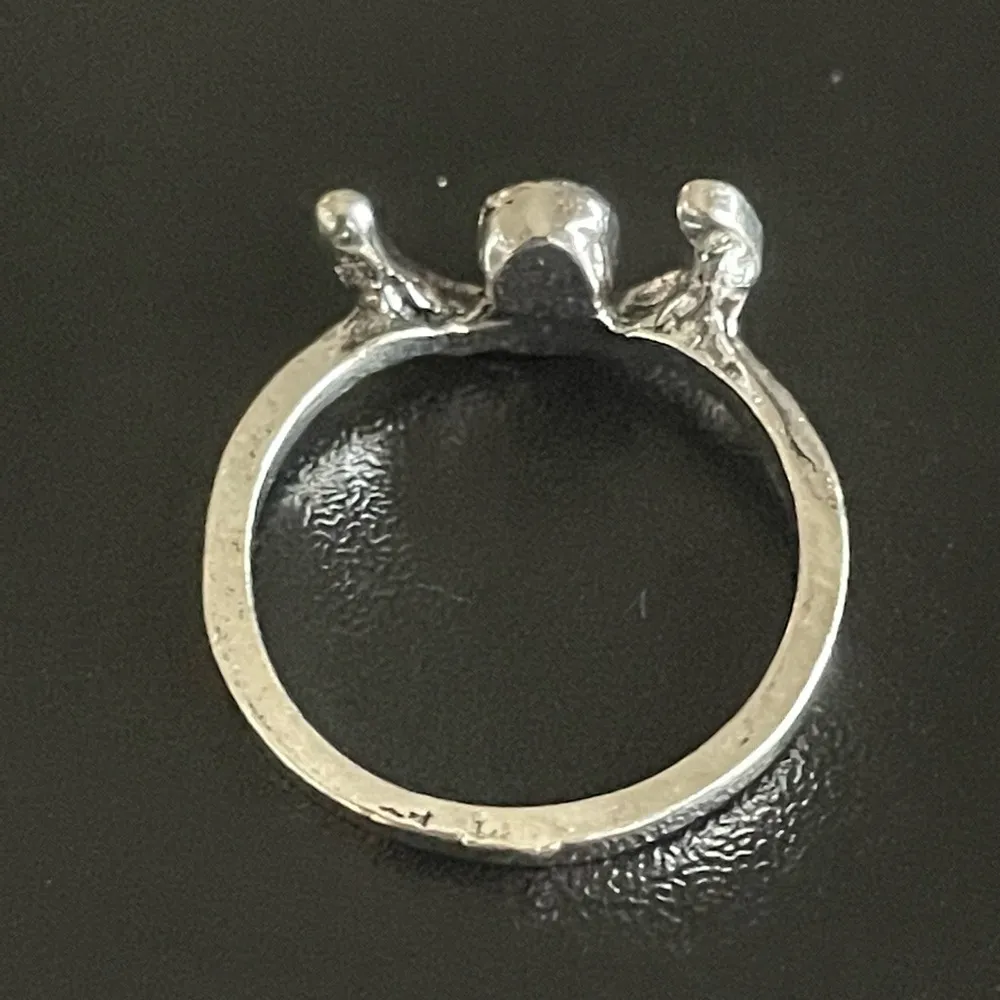 Opal stone moon ring size 5 - Image 4