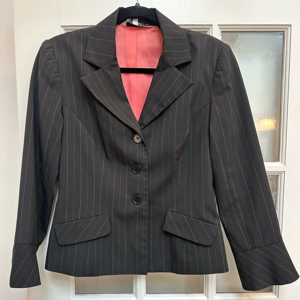 Trina Turk Black Pink Pinstripe Blazer Jacket Shabby Chic Career Women’s Size 4 - Image 2