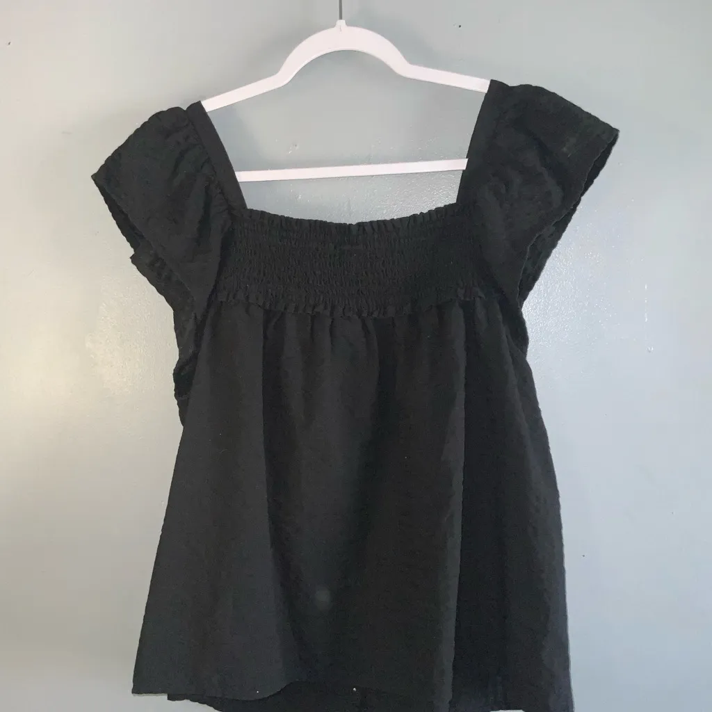 Old Navy Black Cotton Flutter-Sleeve Smocked Seersucker Swing Casual Blouse XL - Image 5