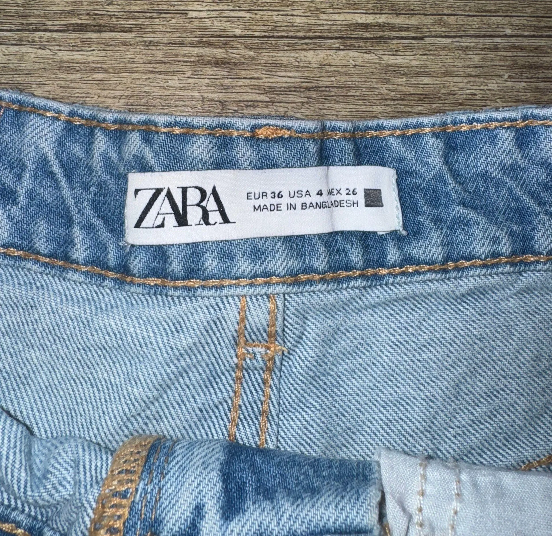 Like New  Light Wash Jean Shorts - US 4 - Image 2