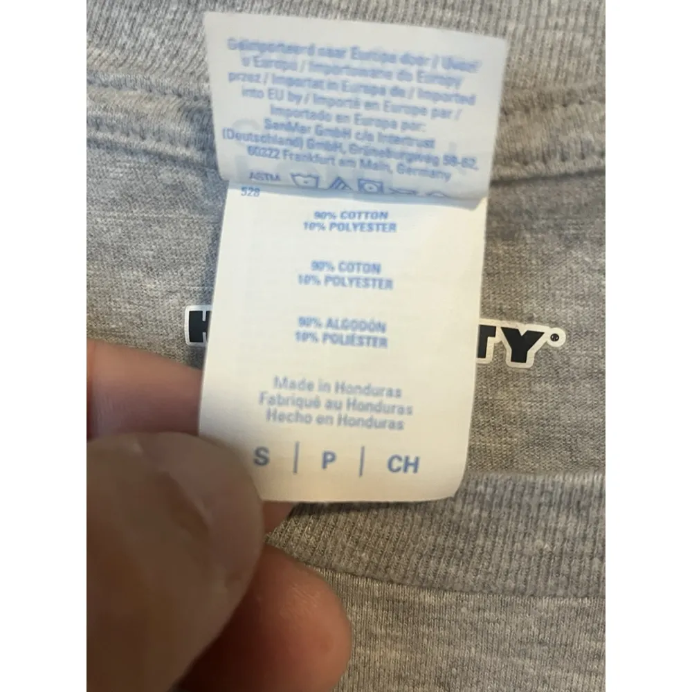 Hello Kitty Pajama Top Women's Small Sanrio Gray Pullover Shirt Christmas Anime - Image 8