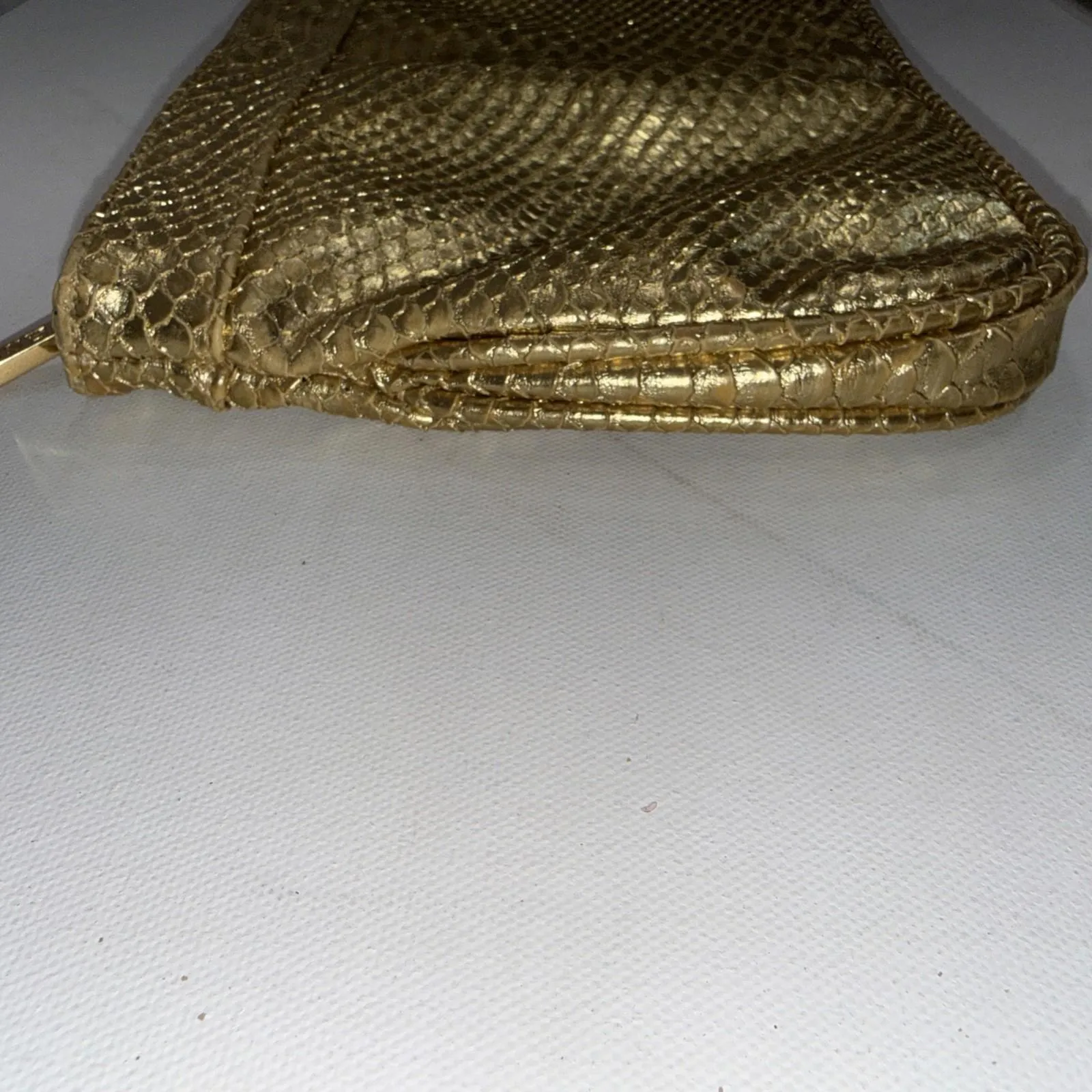 Vintage GUESS Gold Metallic Old Money Designer Y2K Snakeskin Clutch Evening Bag - Image 10