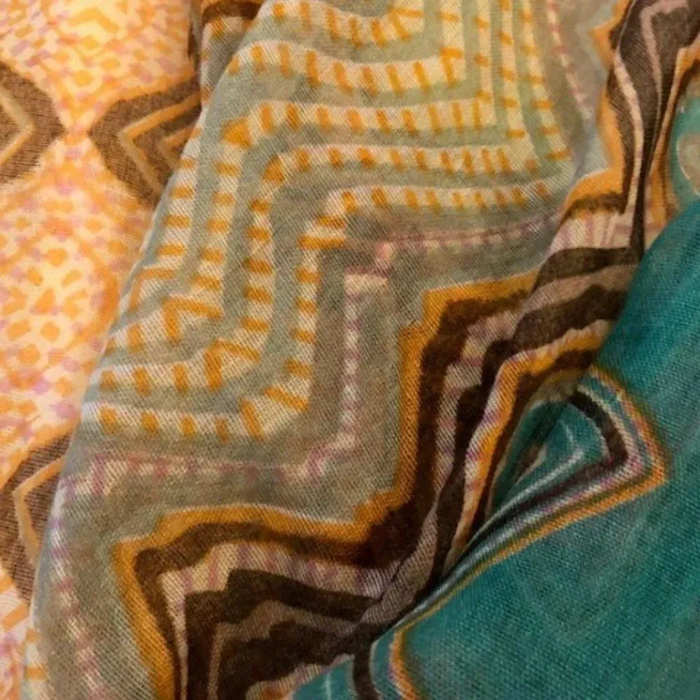 ‎Bundle 3 colorful scarves Red - Image 7