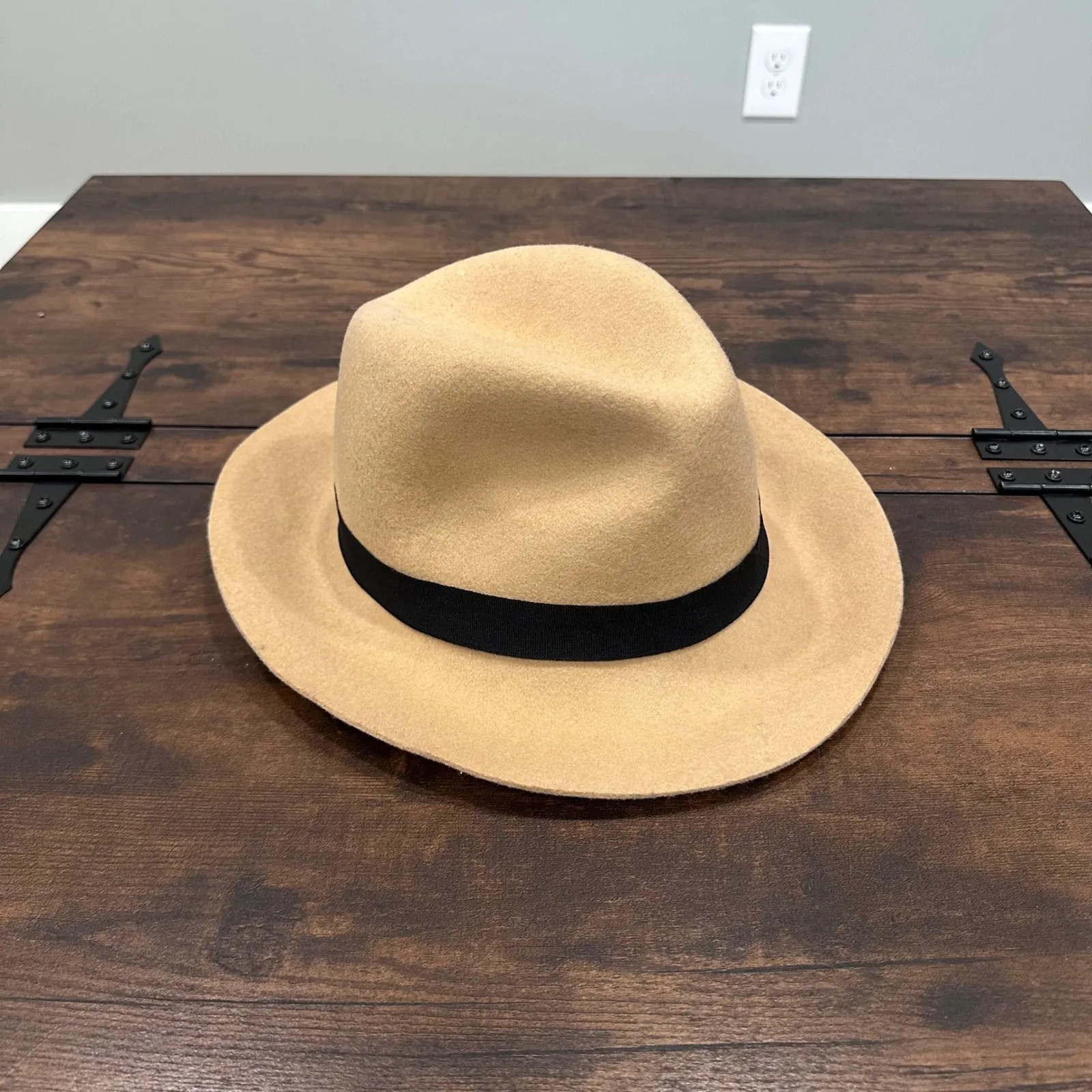 The Hatter Company Tan Felt Fedora Hat Style 18037 Wool Felt Trilby - Image 6