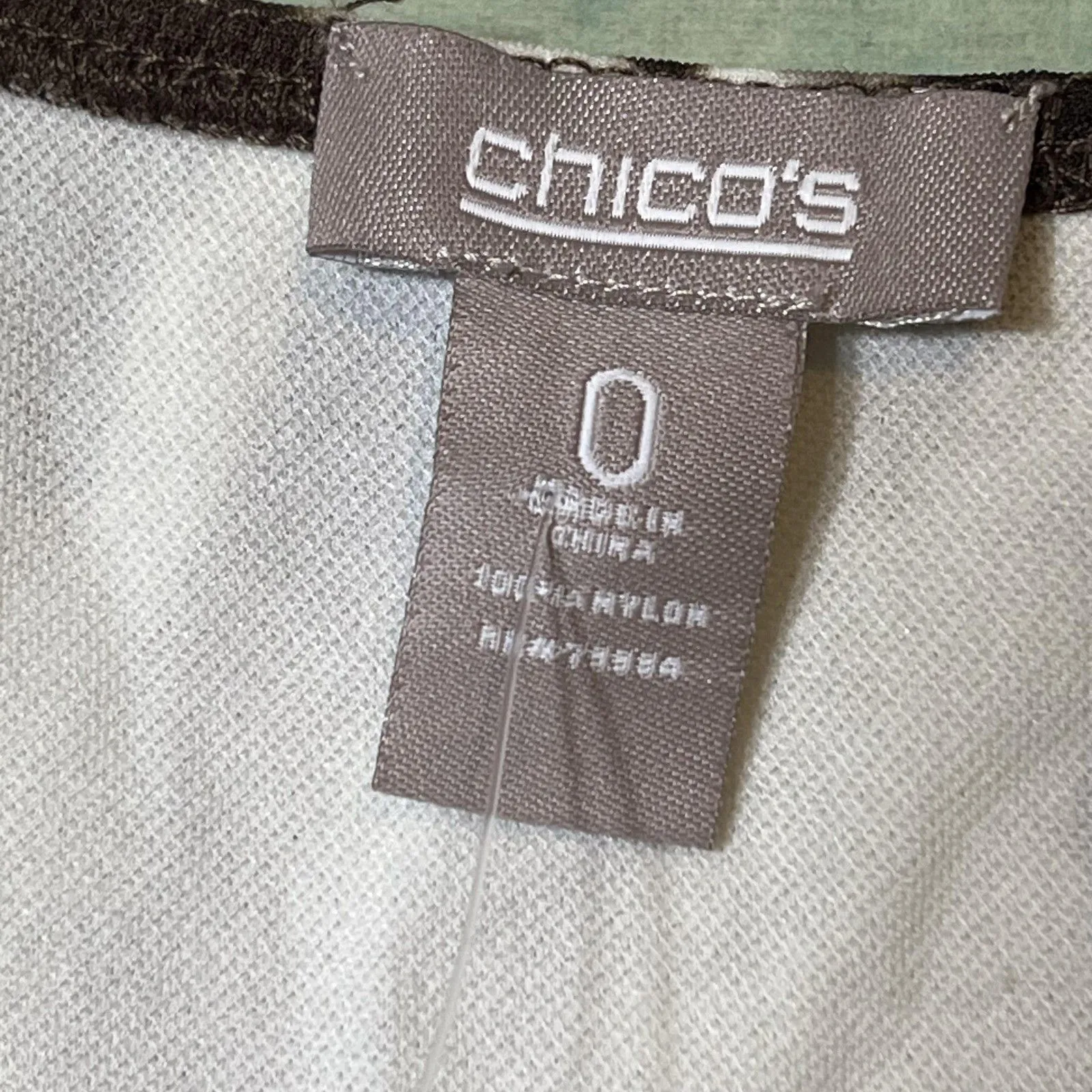 Chico's Shirt Womens 0 Brown Black Ivory Abstract Print Tank Top Pleated Neck - Image 3