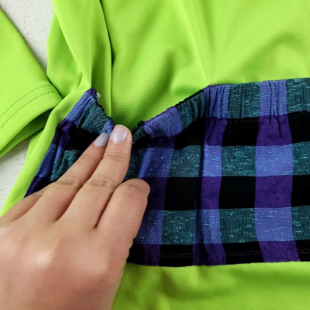 PEARL IZUMI Green 1/4 zip cycling Shirt Size Medium EUC - Image 9