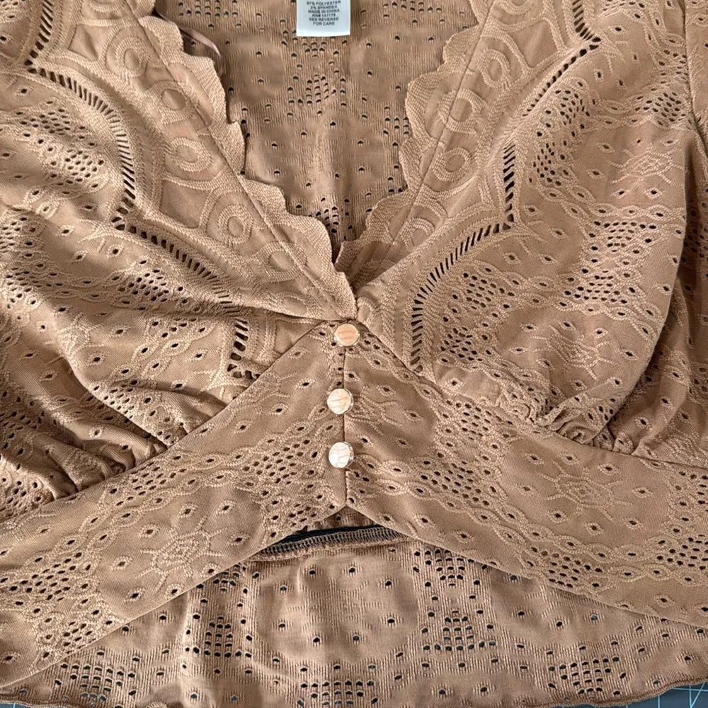 Urban Romantics Women's Tan Eyelet Wrap Top - Image 5