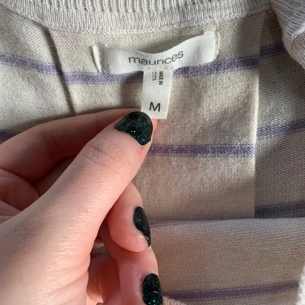 Maurices Shirttail Striped Blouse Sweater Size Medium Purple/Cream - Image 6