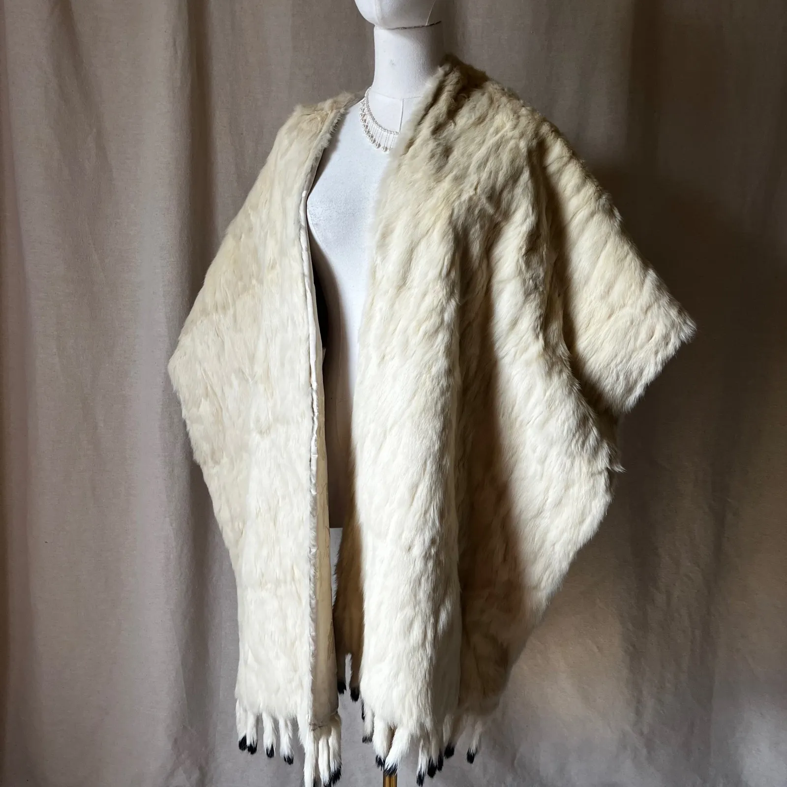 Vintage Buttercream Rabbit Fur Bridal Wrap w/ Black Tipped Tails‎ 43" Long Size undefined - Image 6