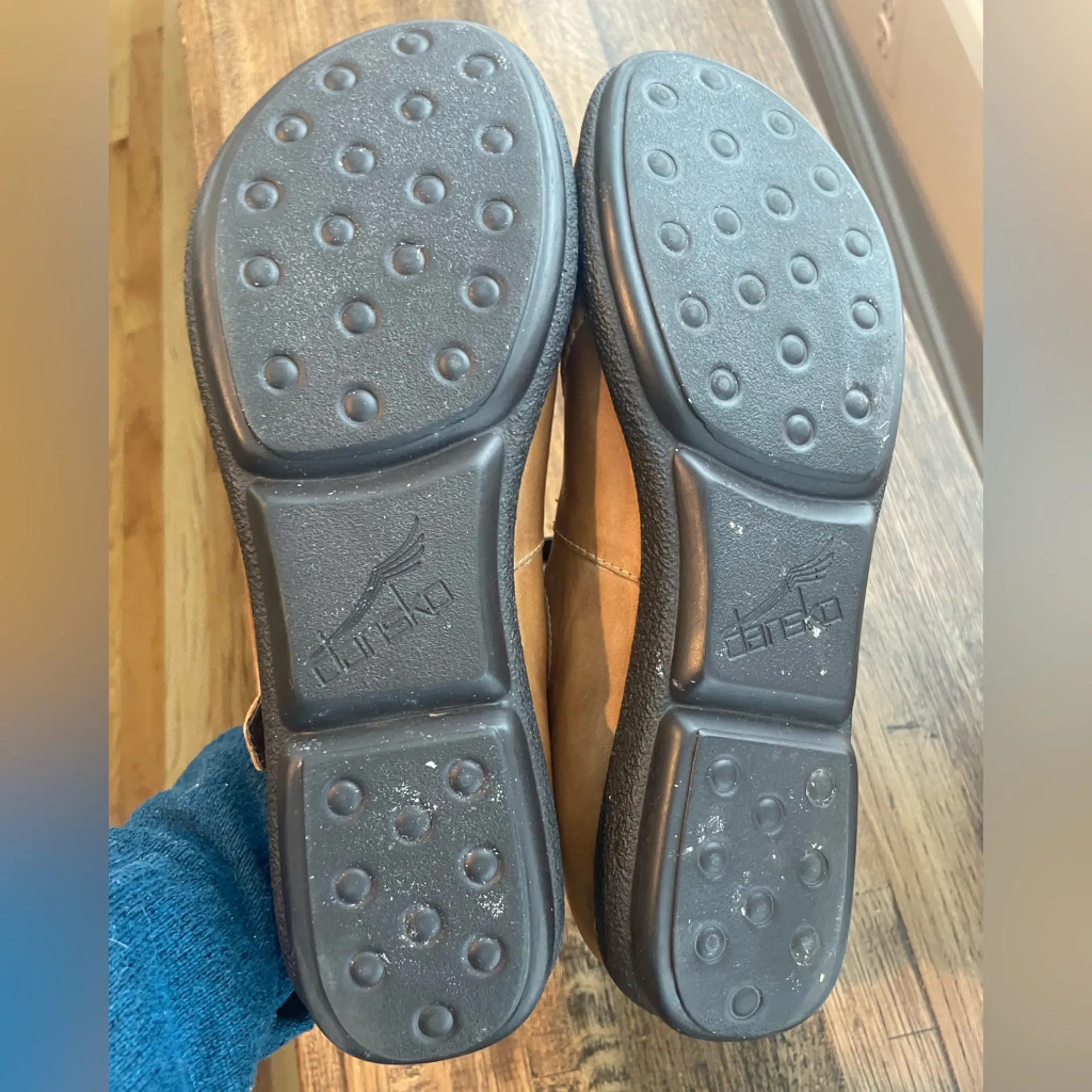 Dansko Giselle Nubuck Mary Jane Tan Leather Shoes  - size 41 (10.5/11) - Image 6