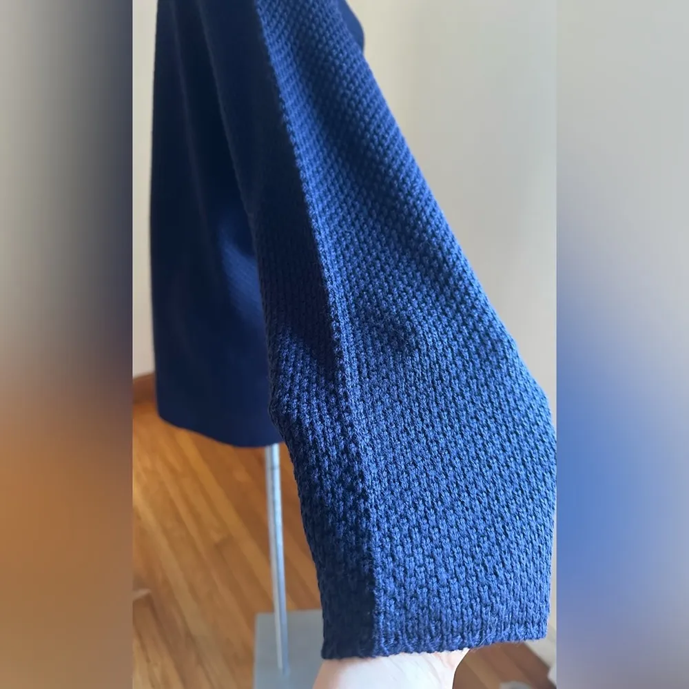 Maggie Lawrence Sweater Large Knit V-Neck Blue Gold Heart Buttons Sz 22/… - Image 7