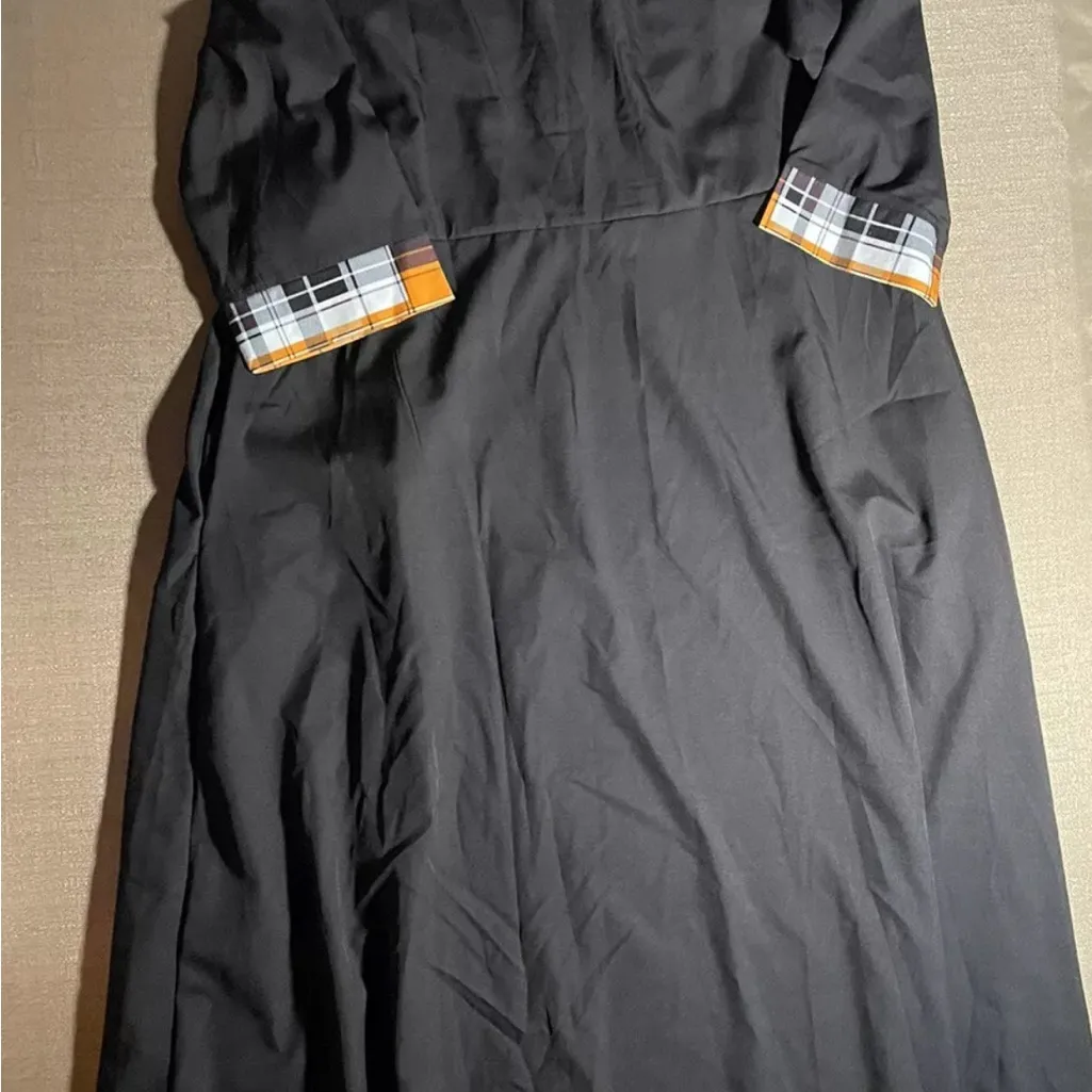 Black Plaid Button - Image 4