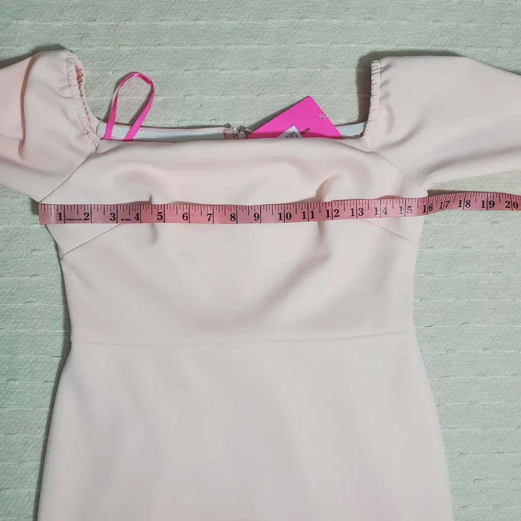Betsey‎ Johnson Women's Pink Off-Shoulder Bell Sleeve Sheath Dress. Size: 4 - Image 5