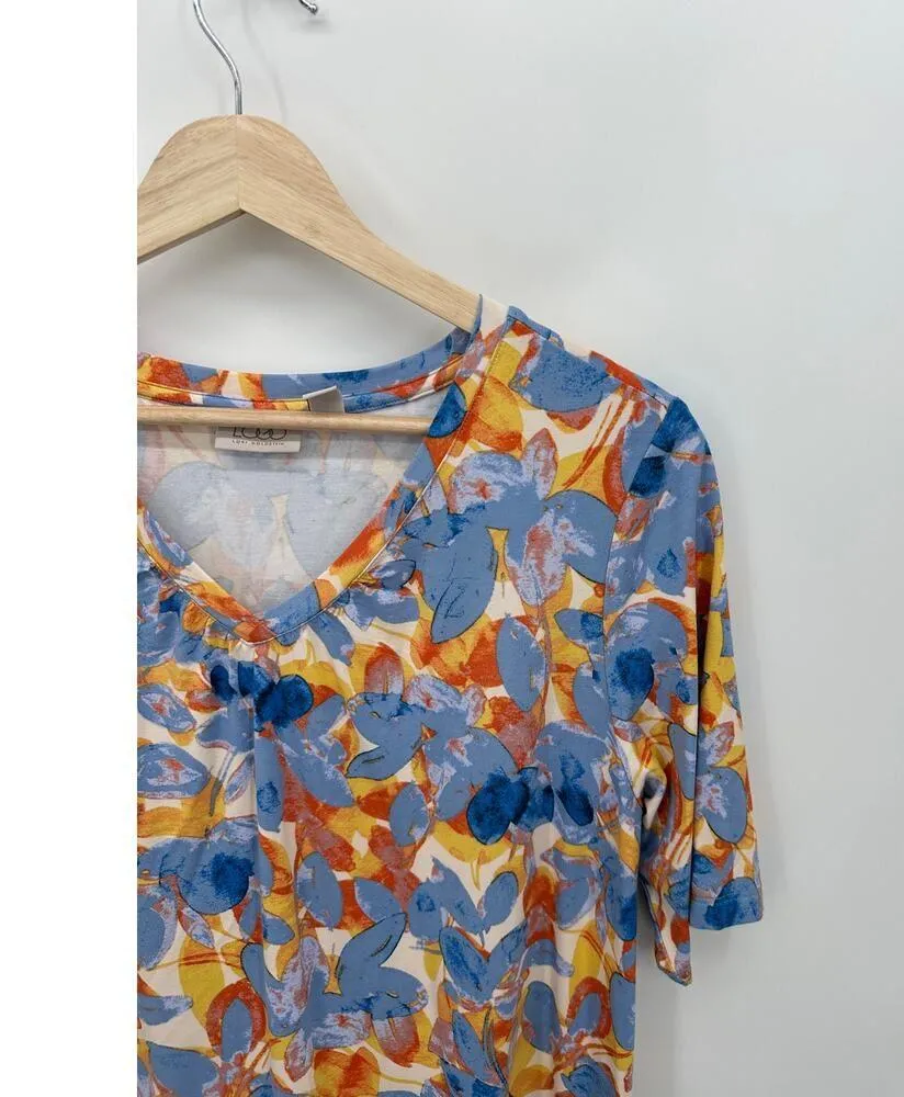 LOGO by Lori Goldstein Tunic Top Women Small Floral Printed Sharkbite Hem Pocket - Image 4