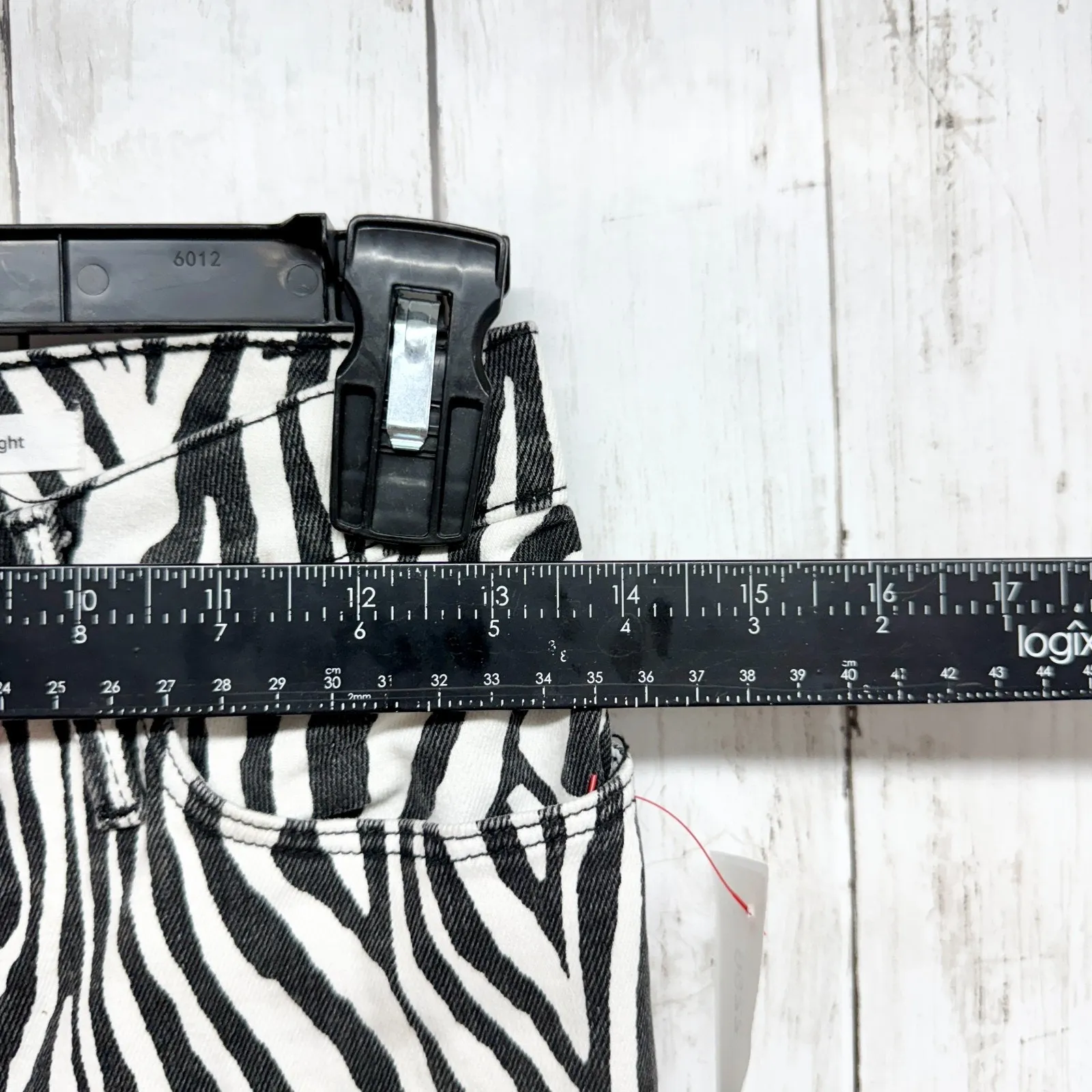 Frame Denim Pants Women Sz 26 Zebra Le High Straight Denim Jeans Pockets Animal - Image 5