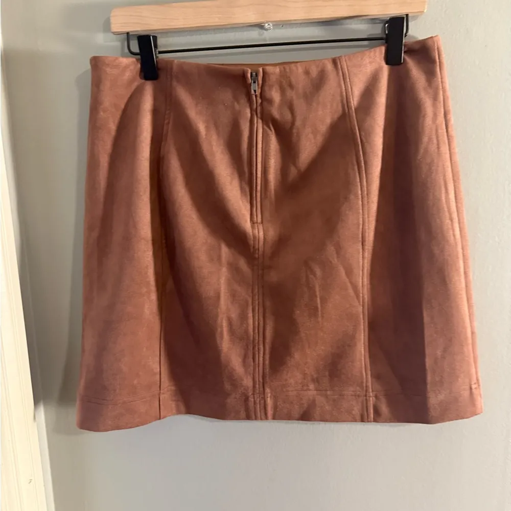 Black Swan Brown A-line Mini Skirt - Image 2