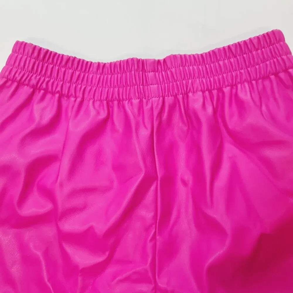 Steve Madden Fonda Short in Pink Glo Medium - Image 6