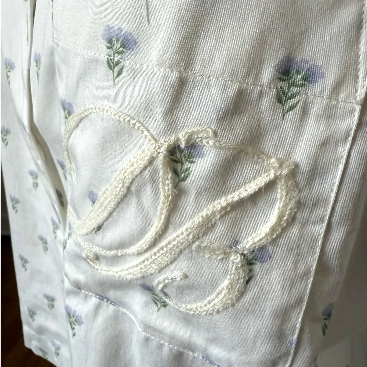 NWOT Dairy Boy Elizabeth Sleep Top in Dainty Blue Floral Size Small White - Image 6