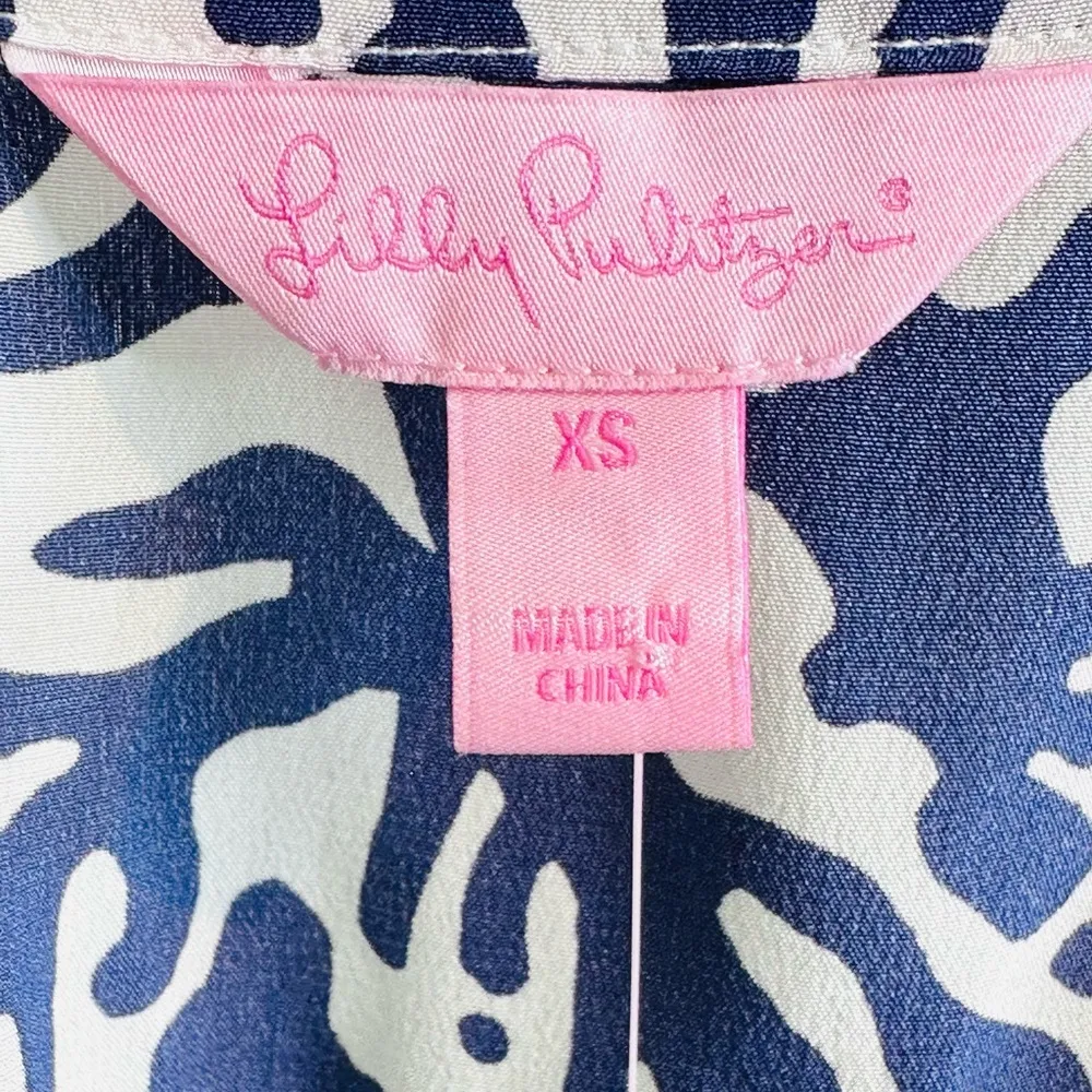 Lilly Pulitzer Silk Dusk Bright Navy Blue Treasure Print Tank Top Cami XS NWT - Image 8