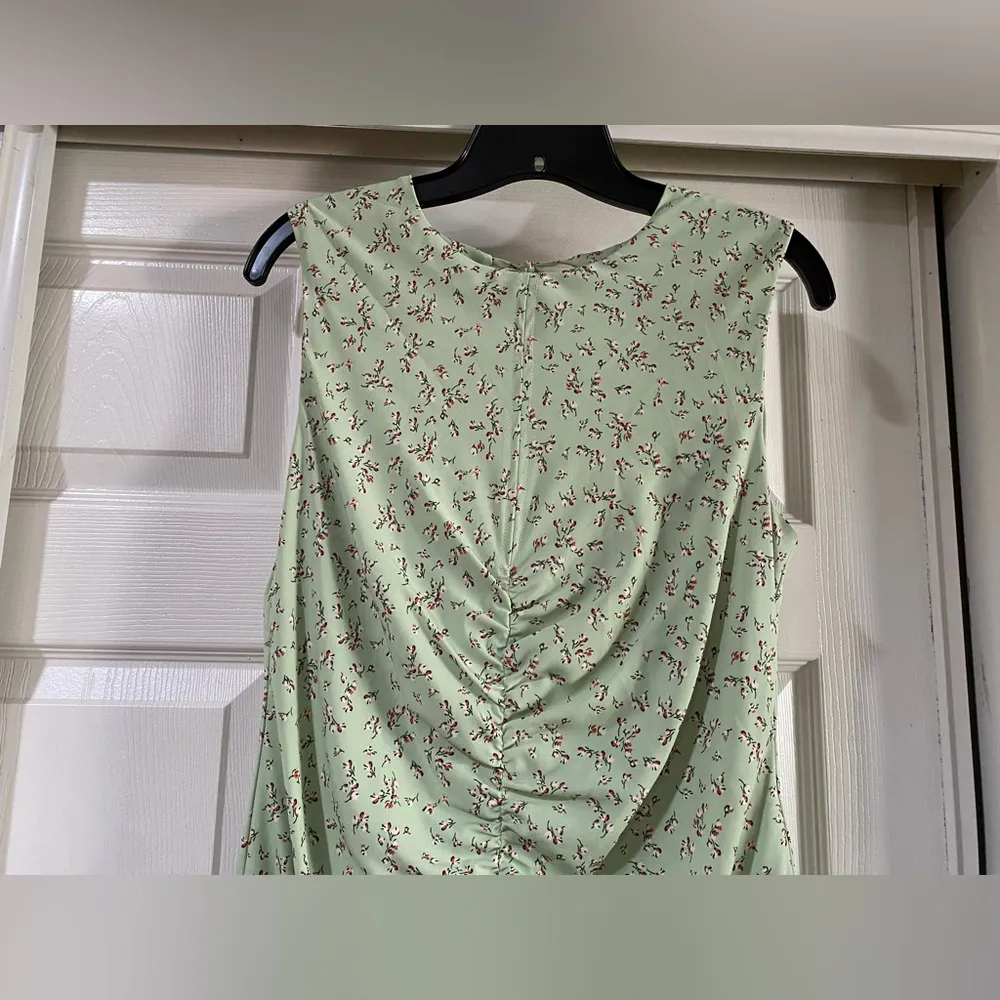 Love, Whit by Whitney Port Sleeveless Floral Ruched Midi Dress Size Small Green - Image 8