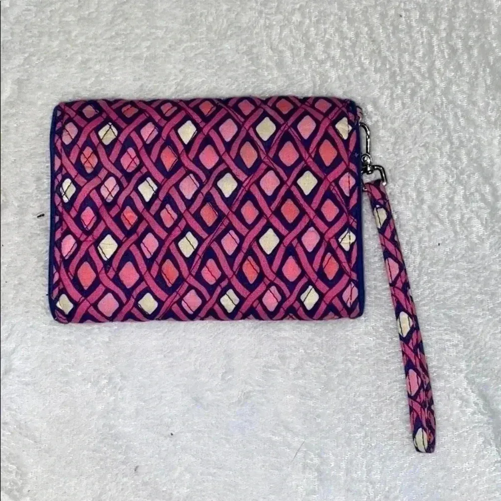 Vera Bradley Wristlet - Image 3