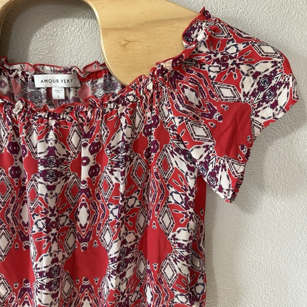 Amour Vert Size Large Red Purple Print Silk Off The Shoulder Short Sleeve Blouse - Image 2