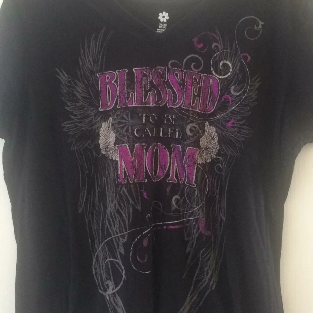 FINAL MARKDOWN Mom t - Image 3