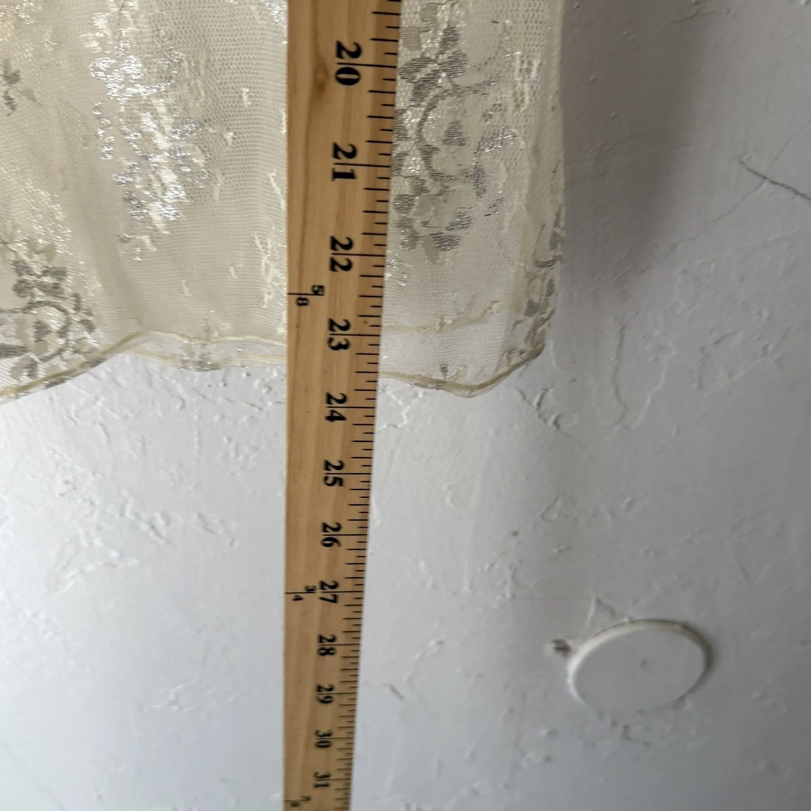 Perfect Fit Lace Shirt Y2k Medium Cream Sheer V Neck Fairy‎ Floral Top Dainty White - Image 5