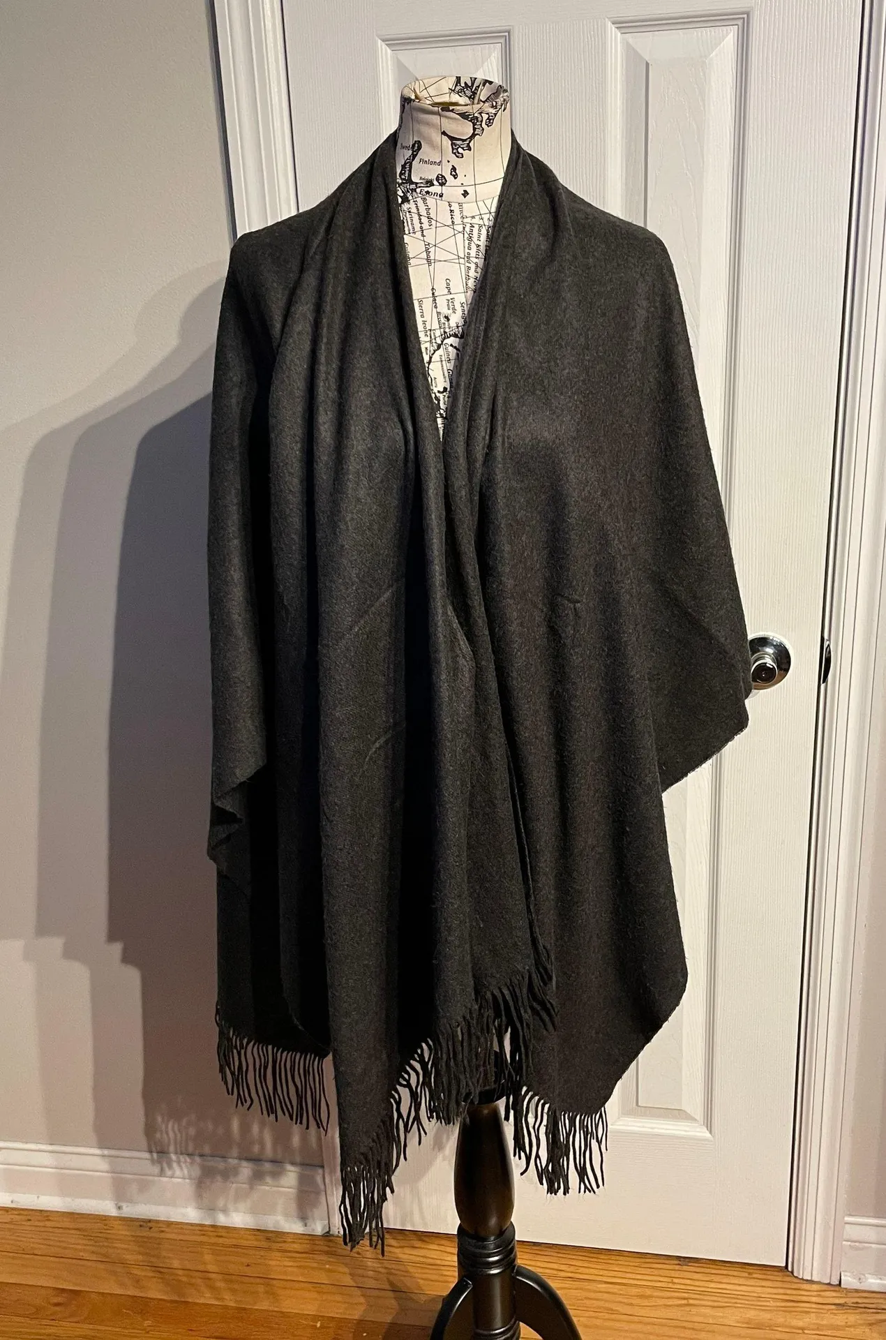 Italian Vintage Fringe Shawl Wrap cape shrug poncho versatile gray One Size Women's Solid Color Multifunctional - Image 2