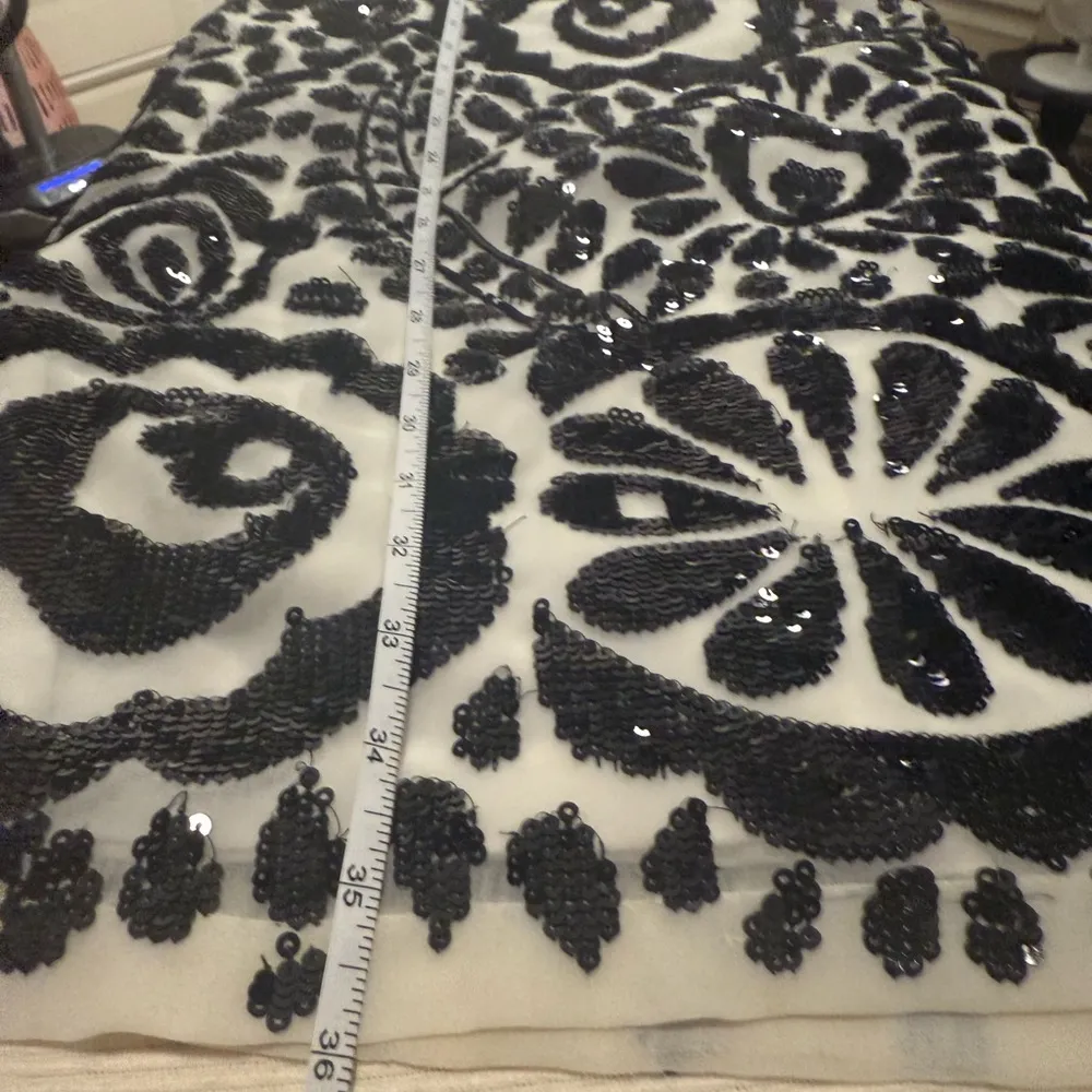 Aiden Black and White Sheath Midi Dress Scoop Neck Sleeveless Size 10 - Image 3