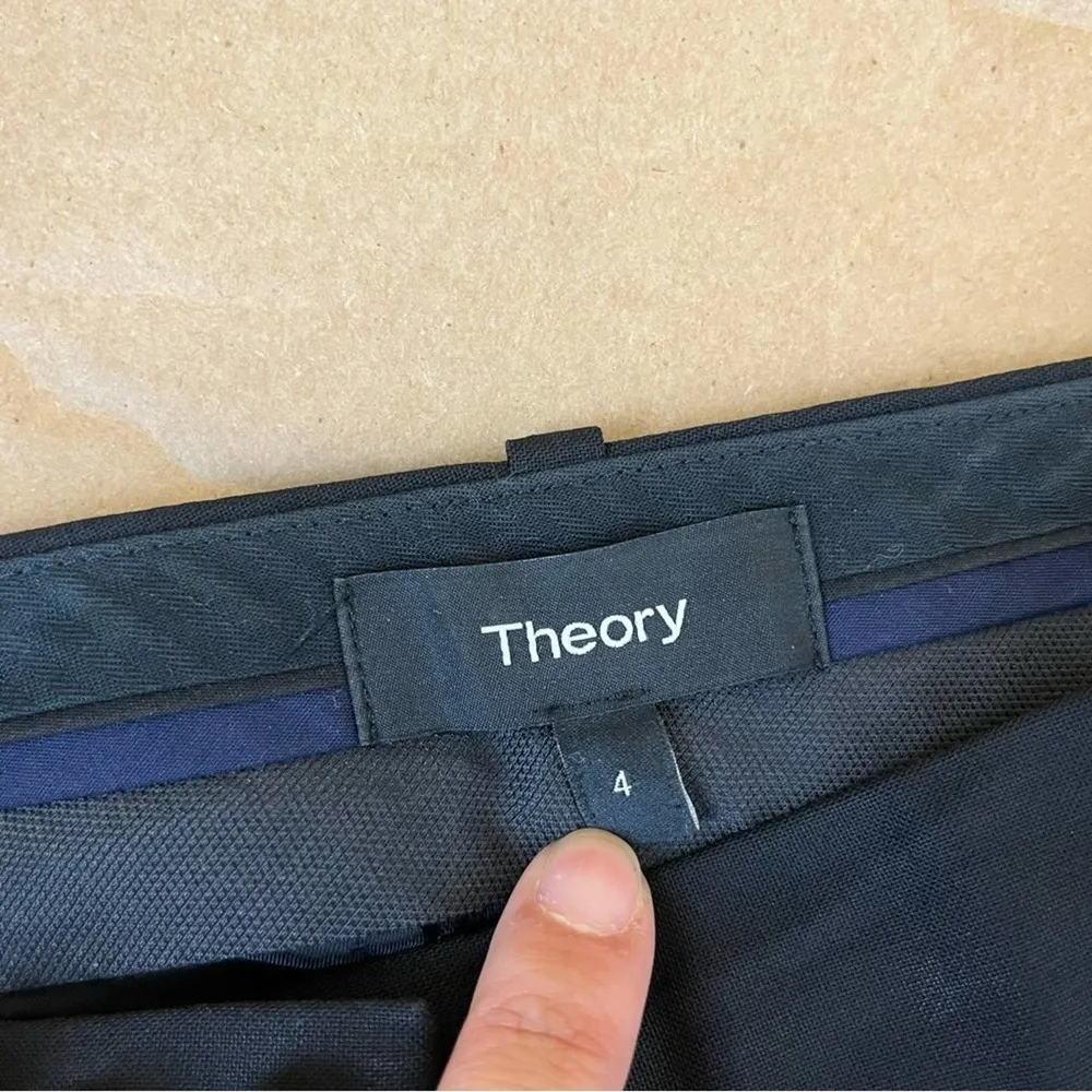 Theory Testra Wool Stretch Classic Crop Pants - Image 11