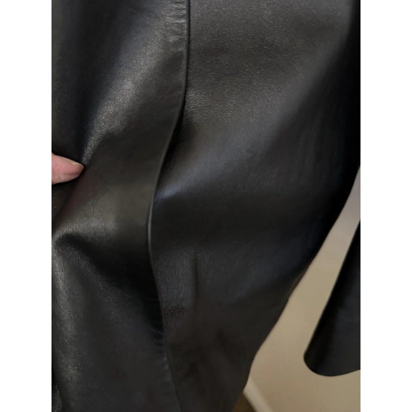 Pendleton  Woman’s Black Leather Jacket Coat Size Large Classic Quiet Luxury - Image 3