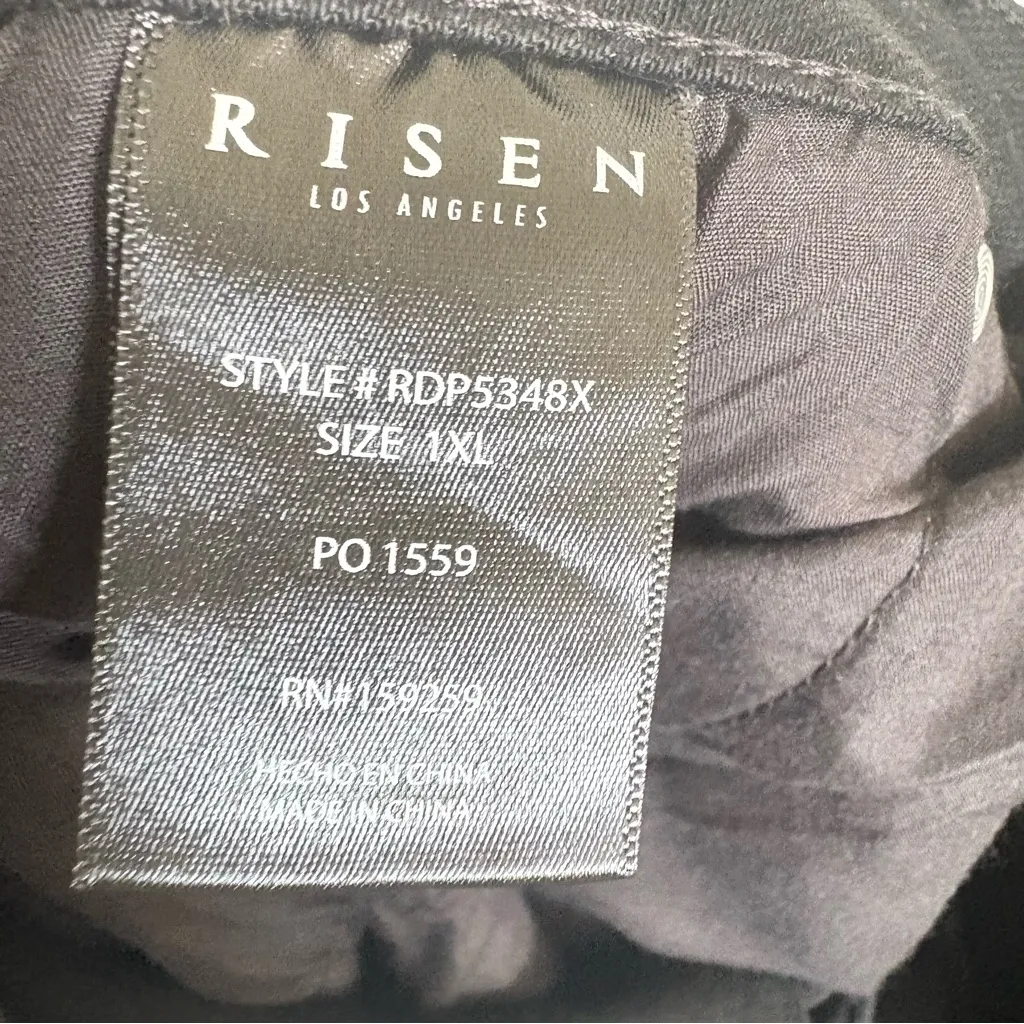 Risen Margo Rhinestone Embellished Mid Rise Crop Straight Jeans Chain Detail 1XL Black Size undefined - Image 9