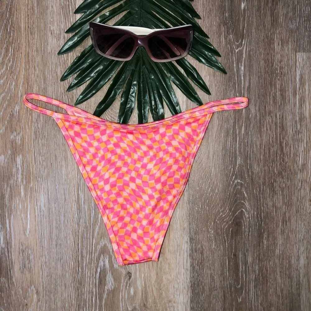 L*SPACE Tommy Bikini Swimsuit Bottom Bitsy Heat Waves Style SATOB22P XS NWT - Image 4