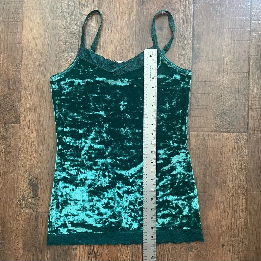 FADED GLORY green crushed velvet camisole tank, size S (4/6) - Image 4