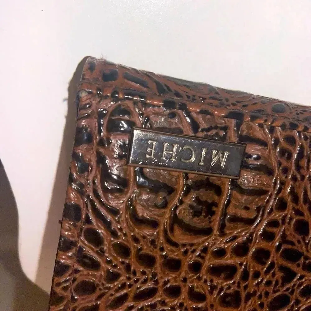 MICHE ELLIE CLASSIC BROWN FAUX CROCODILE LEATHER BUCKLE MAGNETIC PURSE SHELL Brown - Image 5