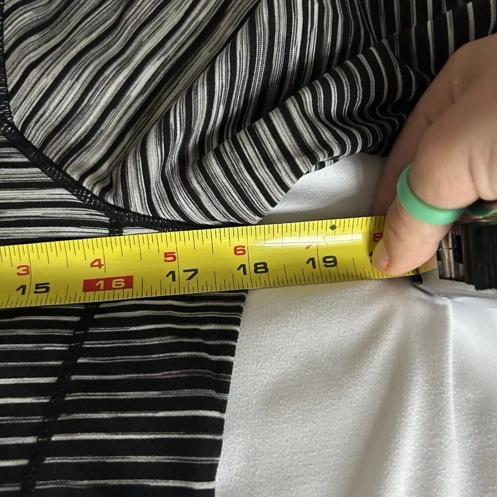 Kirkland Signature Womens Small S Pullover Black Gray Striped 1/2 Zip Yoga - Image 4