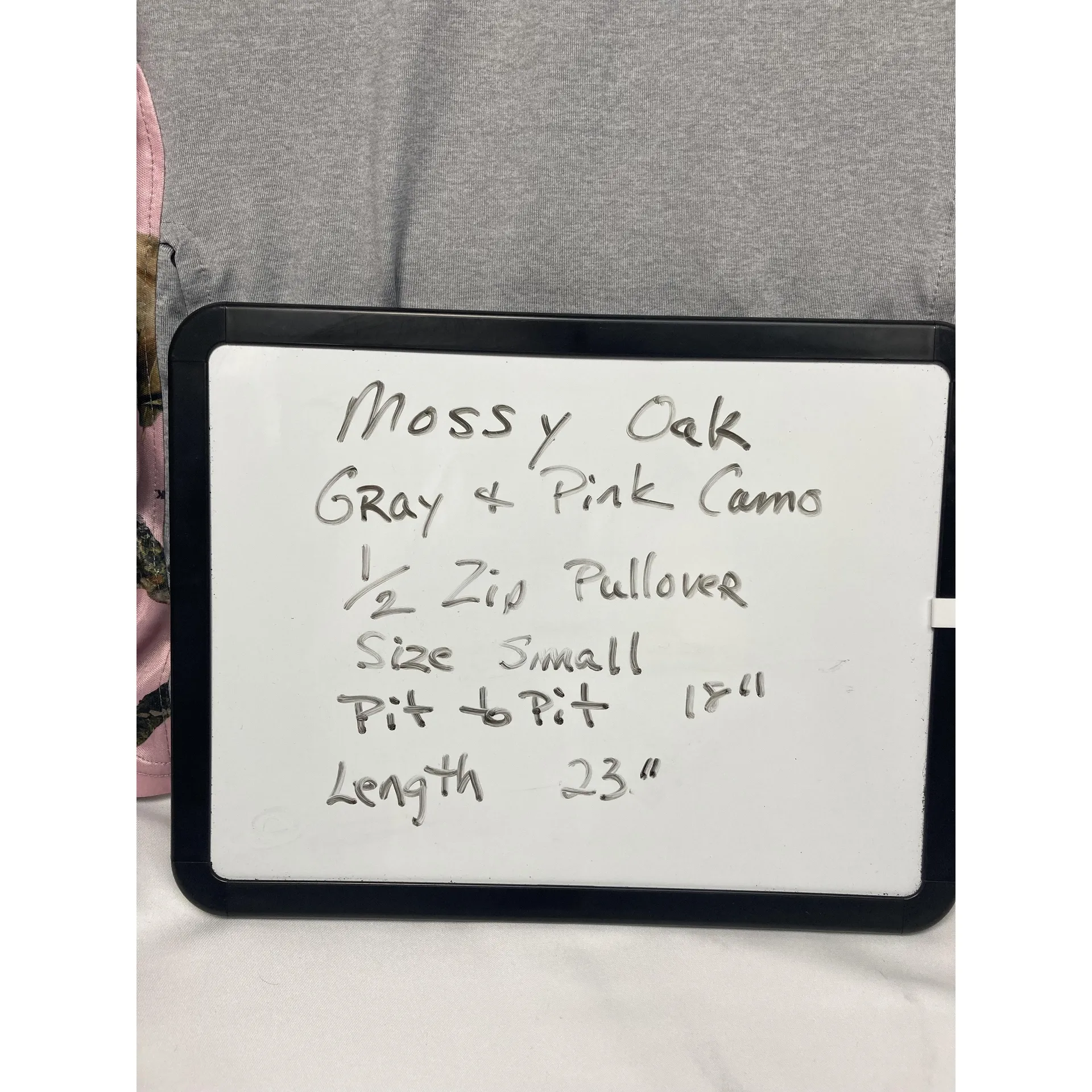 Mossy Oak Grey & Pink Camo Quarter‎ Zip Pullover Small - Image 3