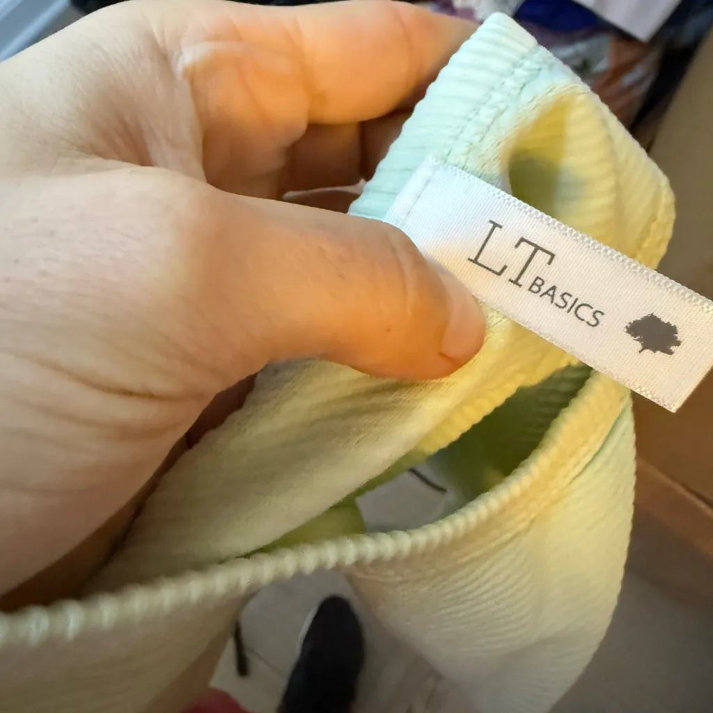 LT Basics Key Lime Green Seamless Ribbed Cropped Active Tank Size undefined - Image 3