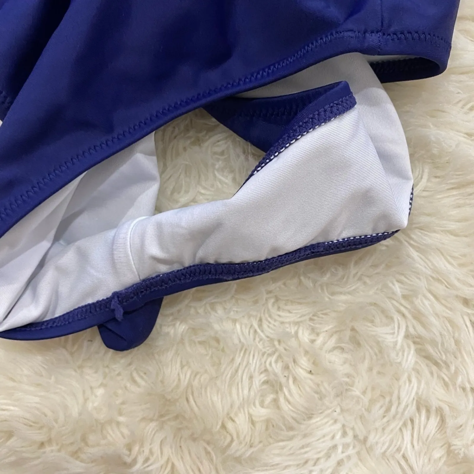 Cupshe Blue Ruffle Plunge One Piece Swimsuit Size M NWT Beach Swimwear - Image 4