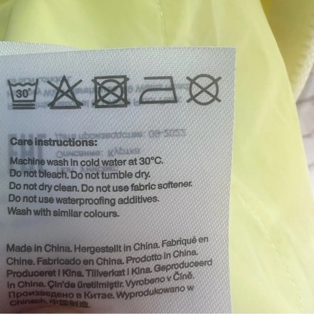 Rains NWT Fleece Zip Up Jacket Contemporary‎ Oversized in Straw Color Size Yellow Size L - Image 11