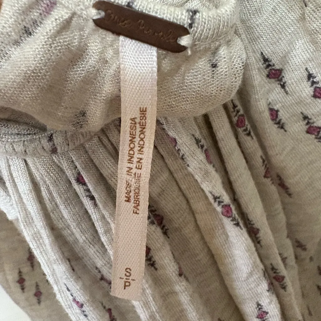 Free People‎ Hummingbird Shirt Size Small - Image 6