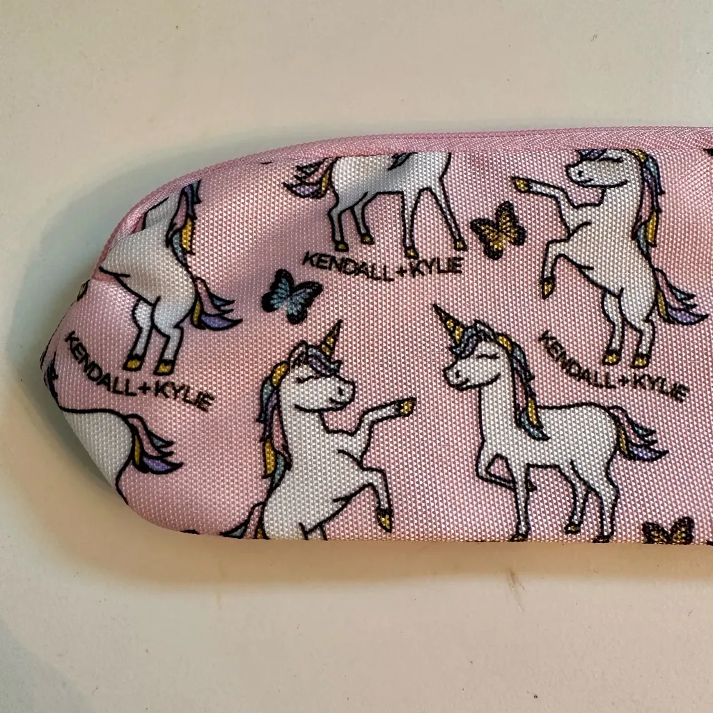 Kendall & Kylie - Unicorn Print Multi Use Zipper Pouch - BNWT! - Image 4