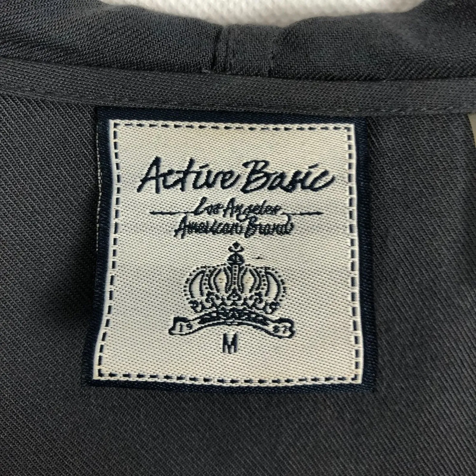 Active Basic Long Sleeve Hooded Full Zip Jacket Size M - Image 2