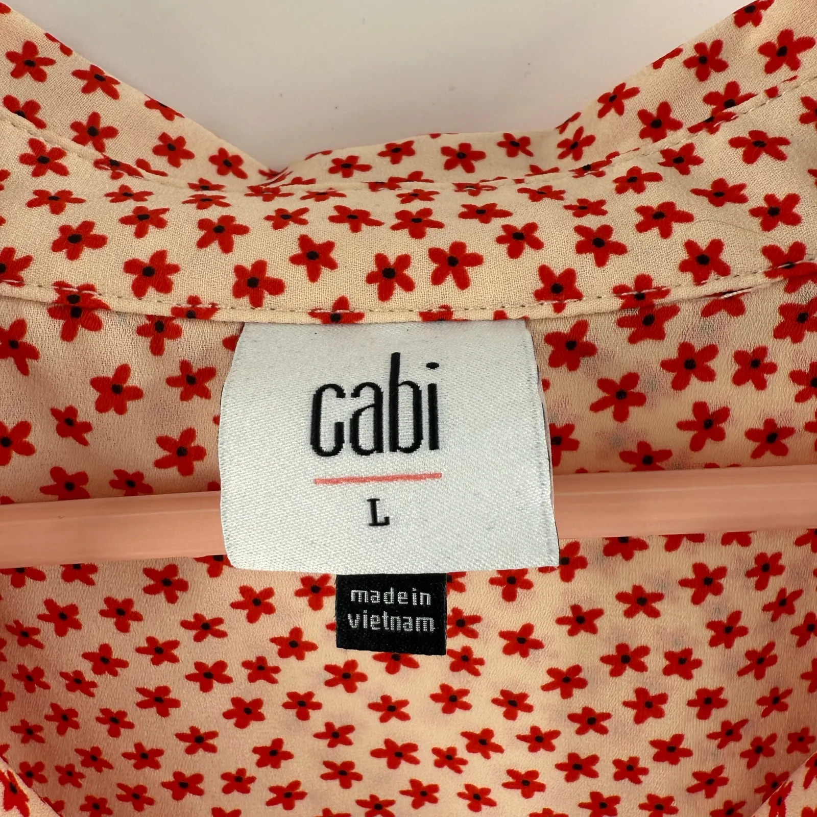 Cabi Tank Top 3982 Size Large Blouse Red Flower Light Button Collar Sleeveless - Image 3