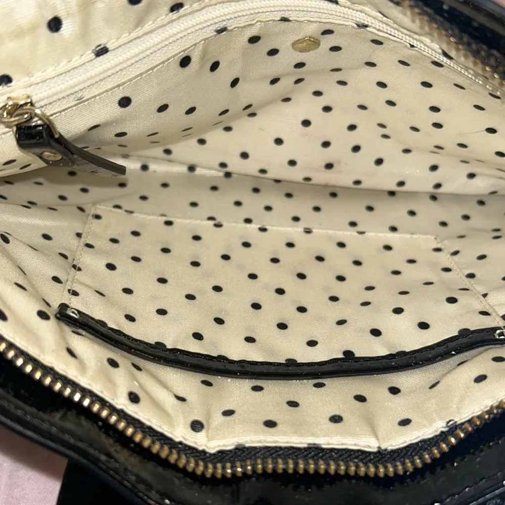 Vintage  Cream/Black Patent Leather Crossbody - Image 12