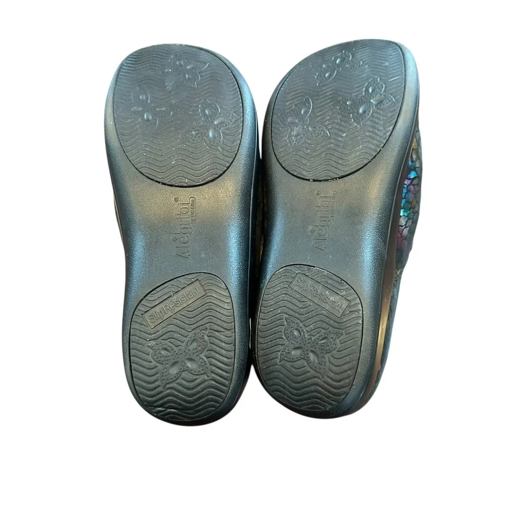 Alegria KEL-459 Rainbow/Minnow Iridescent Leather Clogs Size 39 - Image 6