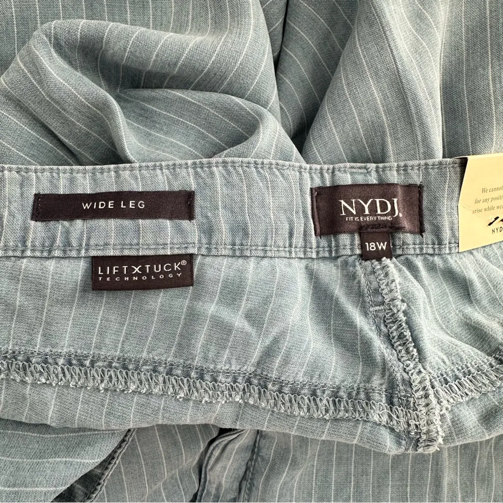 NYDJ Teresa Wide Leg Jeans size 18W Striped Light Blue Summerville Stripes NWT - Image 11