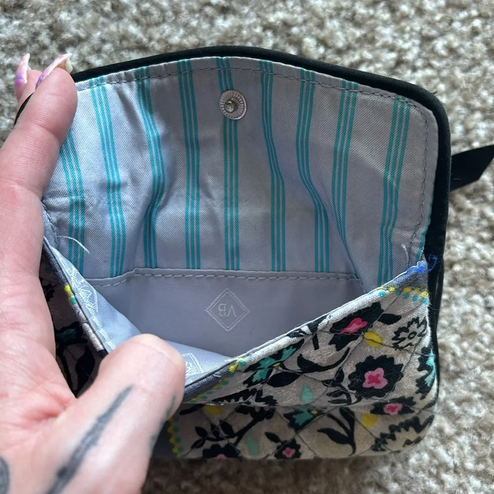 Vera Bradley Wallet - Image 7