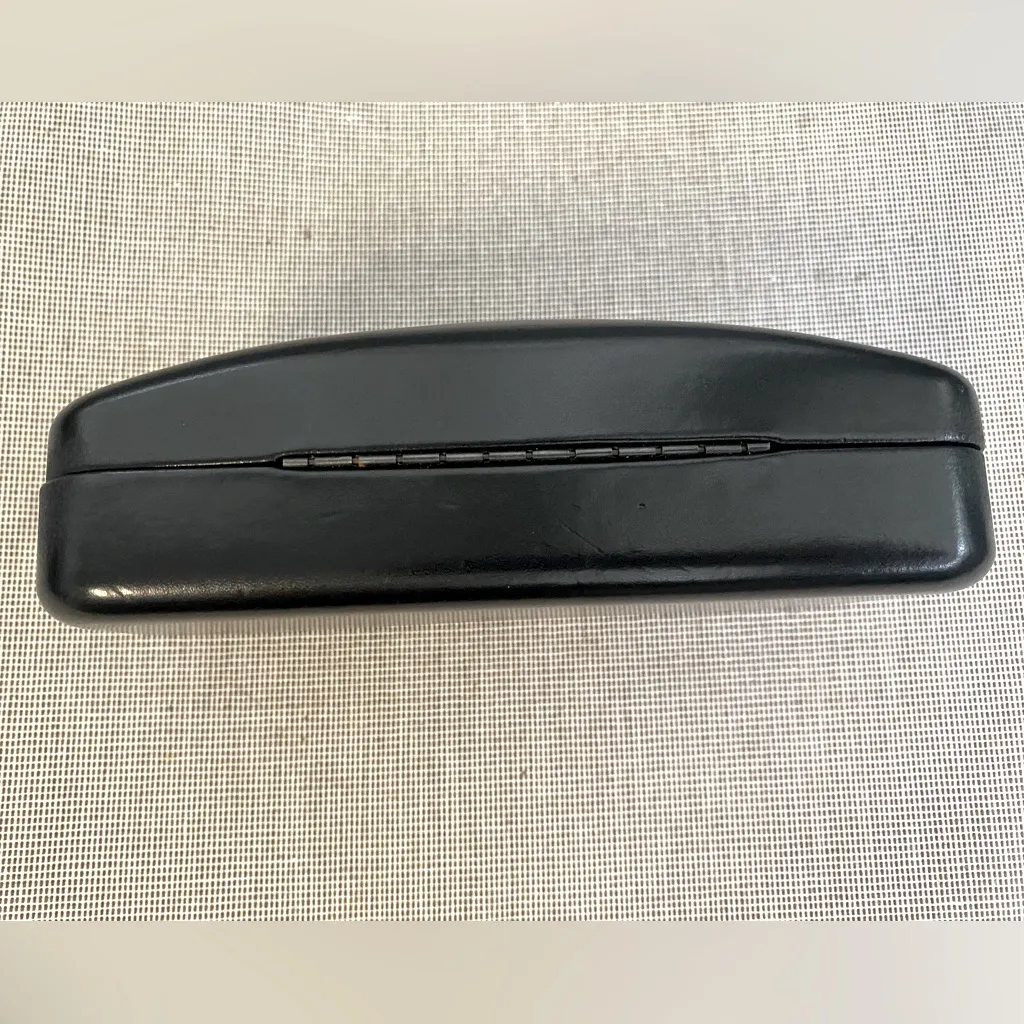 COACH SUNGLASSES CASE - Image 4